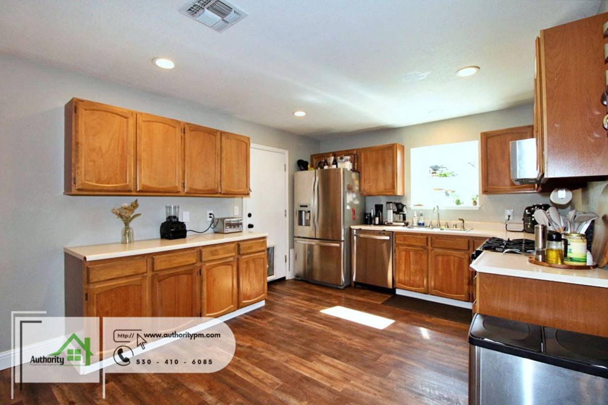 House for rent at 1437 Mariposa Court, Redding, CA 96003