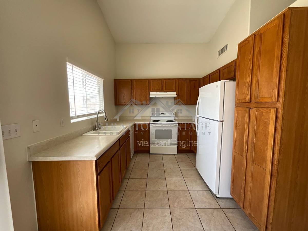House for rent at 11445 E Contessa St, Mesa, AZ 85207