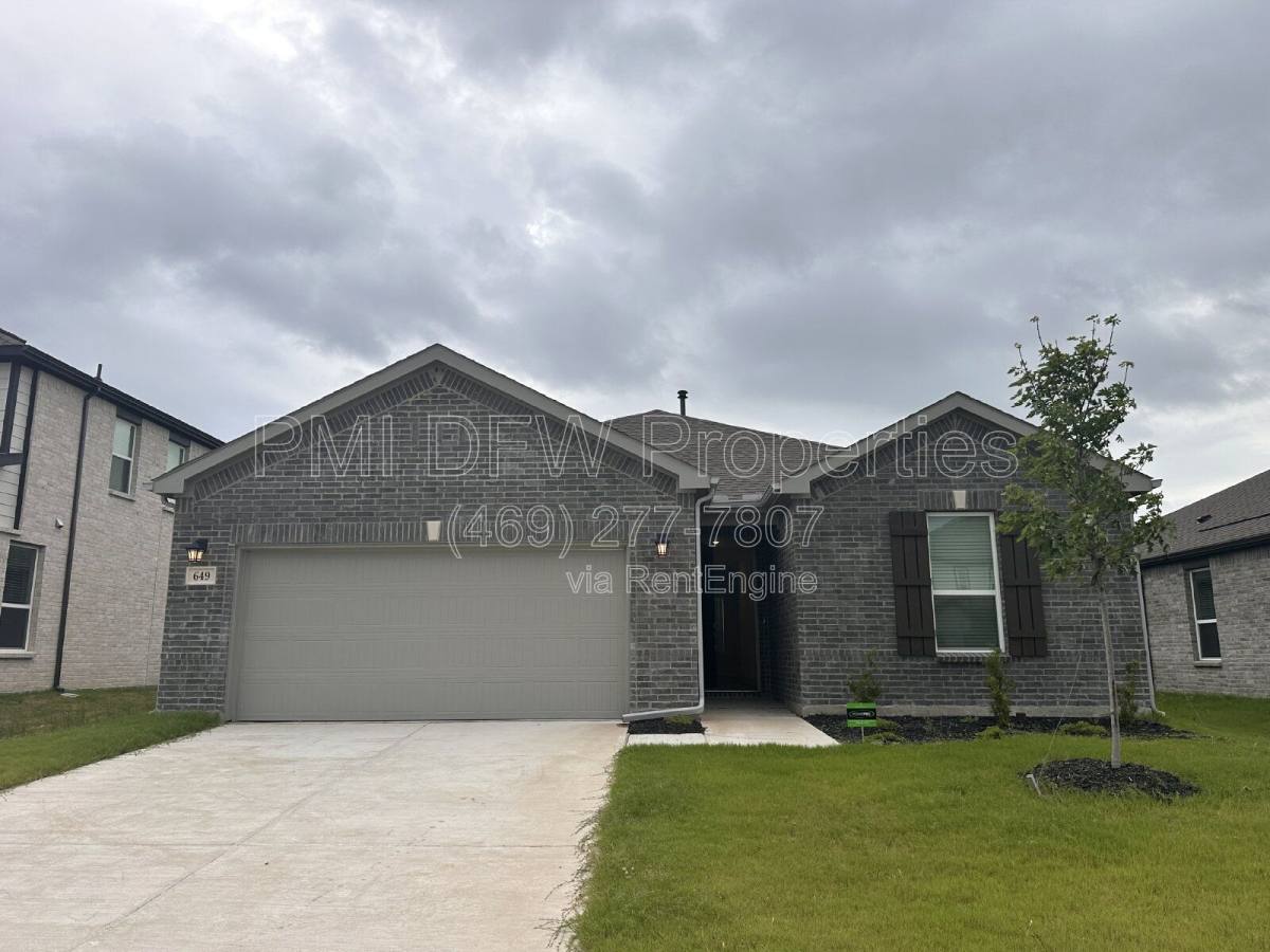 House for rent at 649 Saxony Dr, Princeton, TX 75407