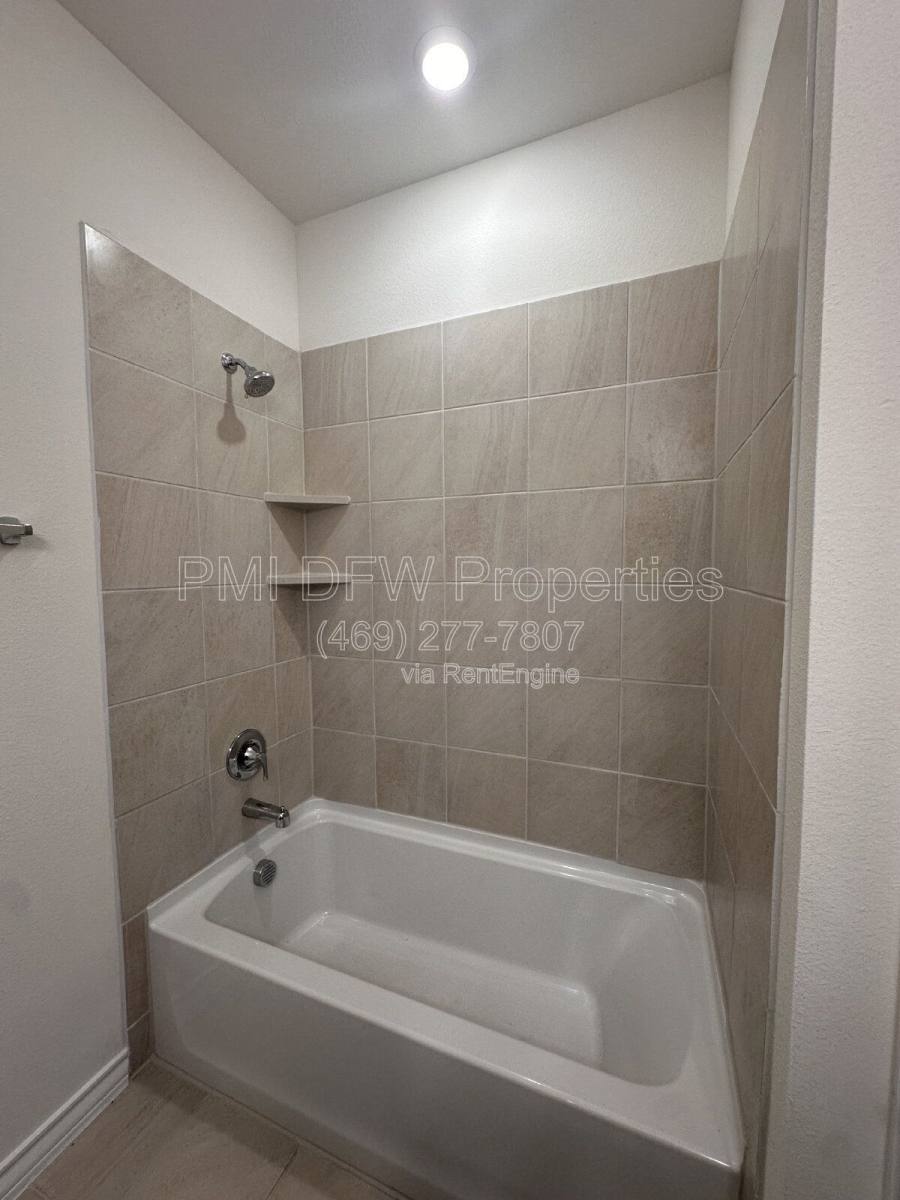 House for rent at 649 Saxony Dr, Princeton, TX 75407