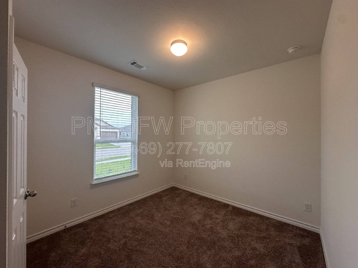 House for rent at 649 Saxony Dr, Princeton, TX 75407