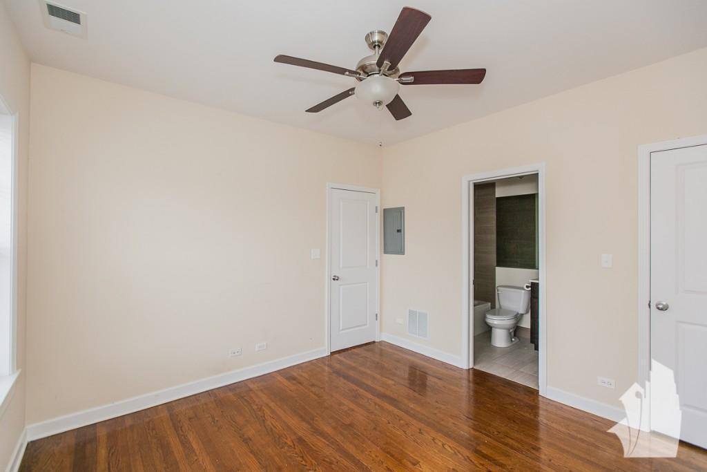 Apartment for rent at 1819 W Leland Ave #2, Chicago, IL 60640