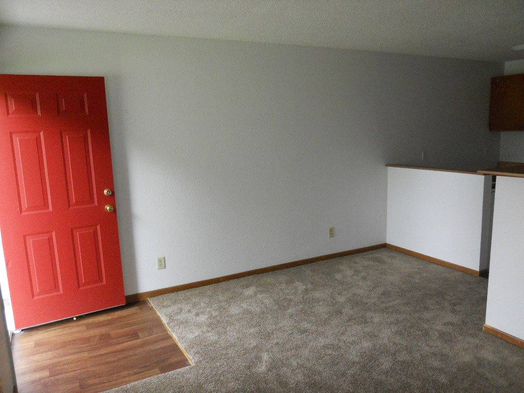 Apartment for rent at 1507 W 5th St, Lawrence, KS 66044