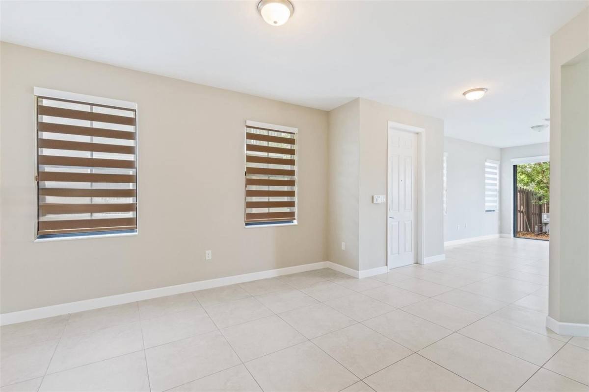 Townhouse for rent at 10429 NW 61st St, Miami, FL 33178