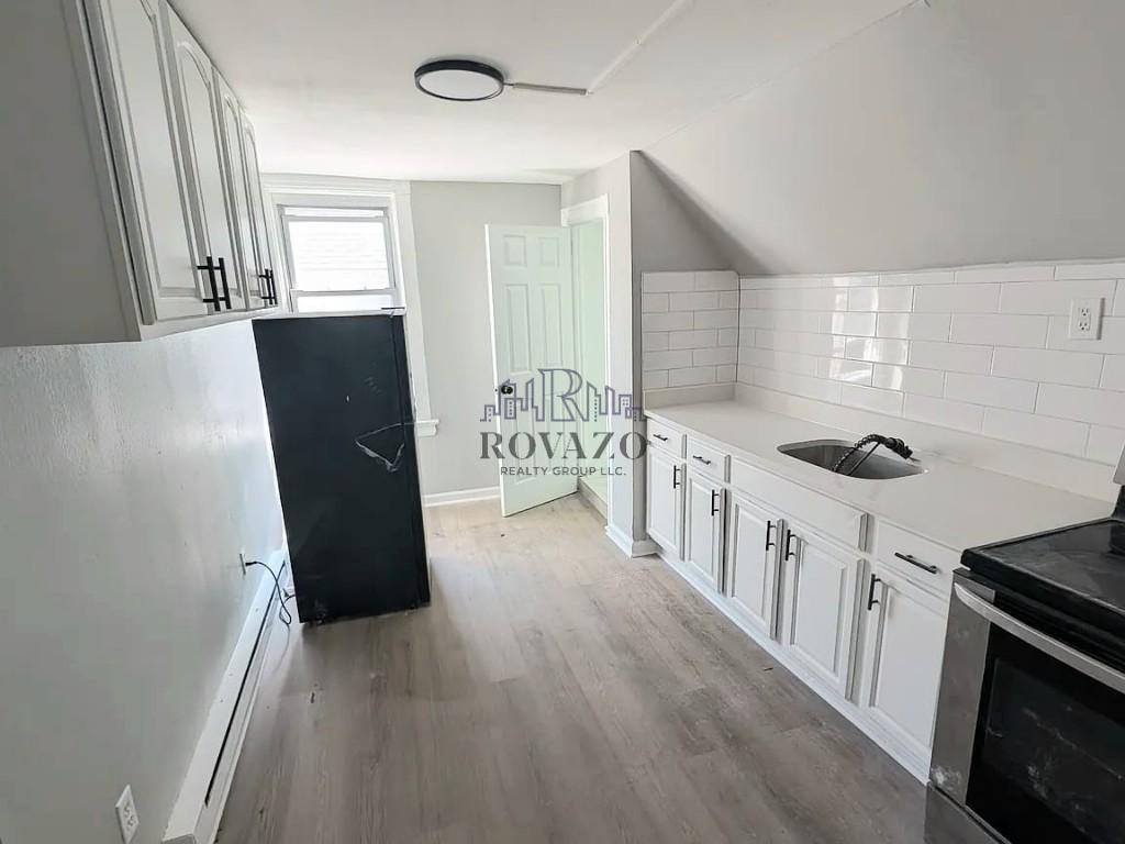 Apartment for rent at 19 N 18th St #2, East Orange, NJ 07017