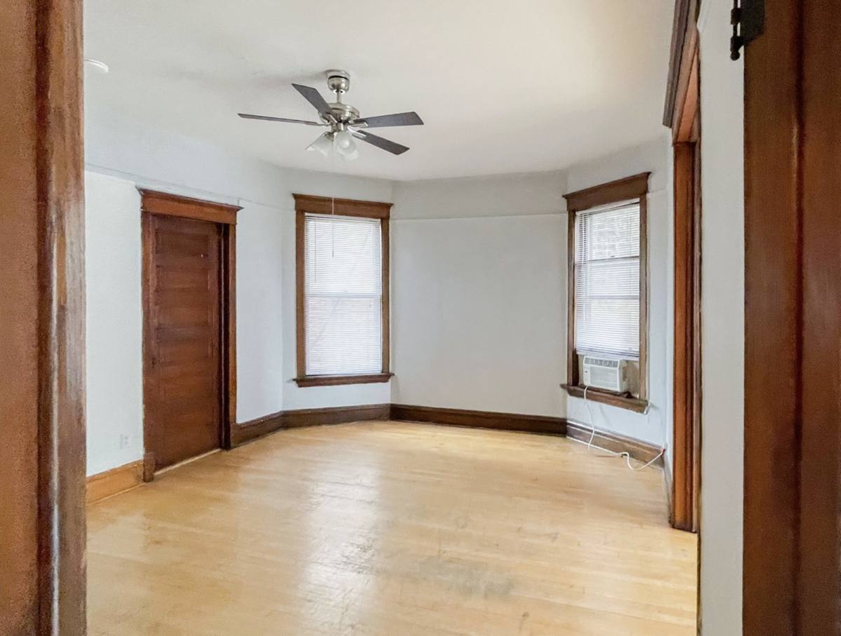 Apartment for rent at 3637 N Paulina St #2, Chicago, IL 60613