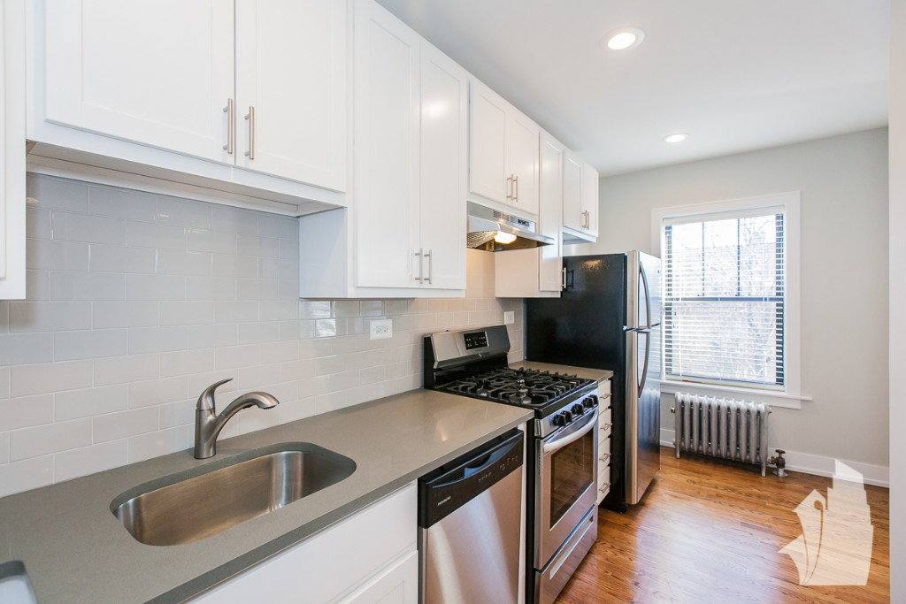 Apartment for rent at 1940 W Wilson Ave #2AA, Chicago, IL 60640