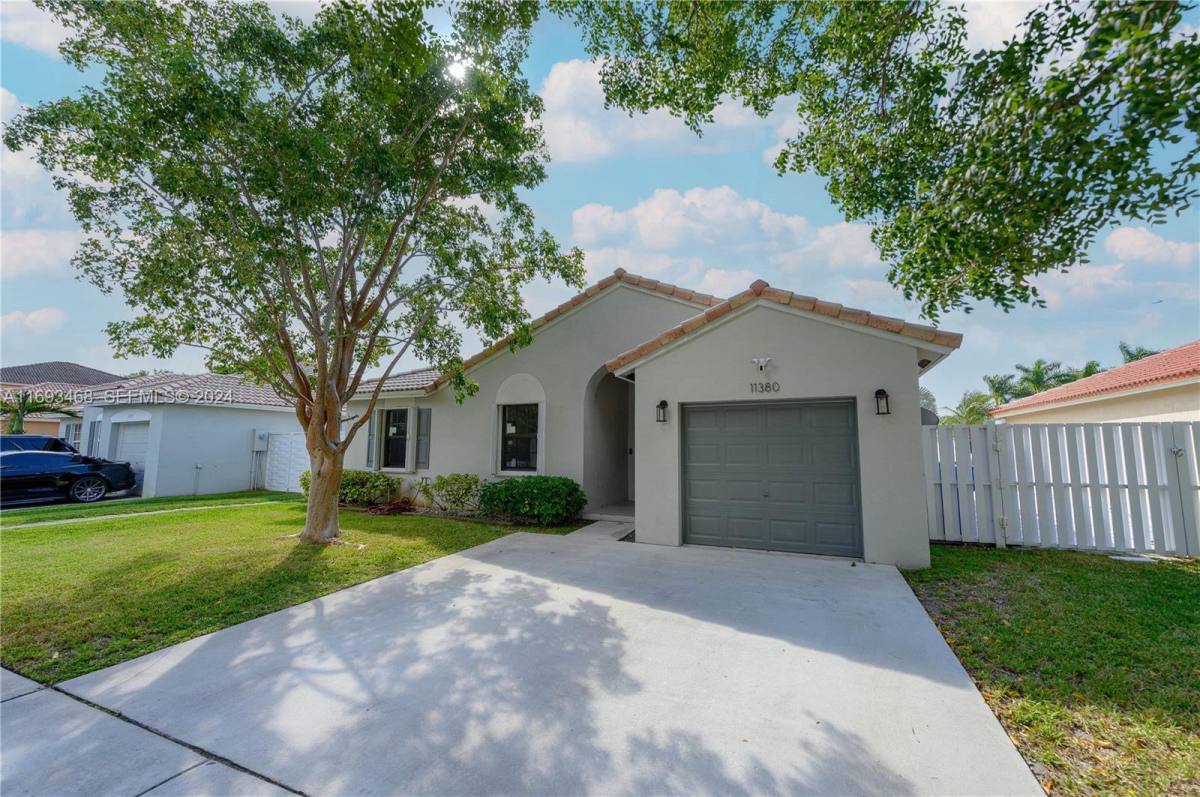 House for rent at 11380 SW 21st St, Hollywood, FL 33025