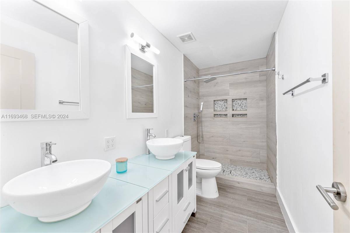 House for rent at 11380 SW 21st St, Hollywood, FL 33025