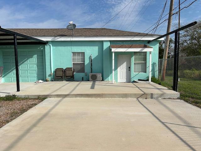 Apartment for rent at 633 N Commercial St, Aransas Pass, TX 78336