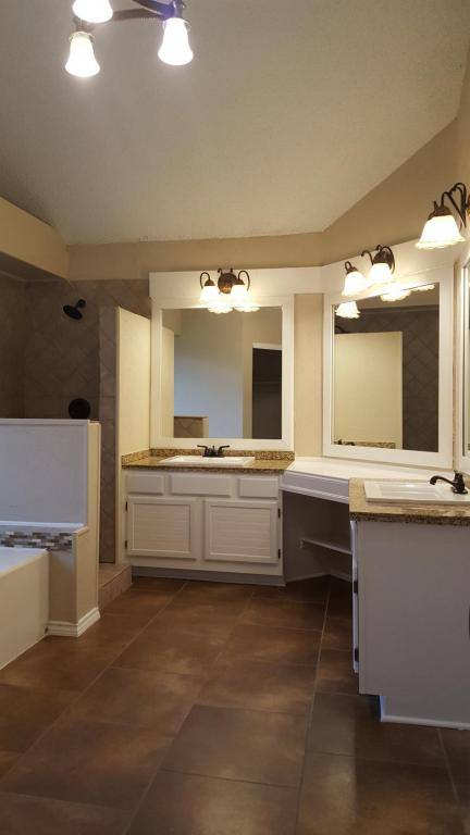 House for rent at 8010 Blackfin Dr, Rowlett, TX 75089