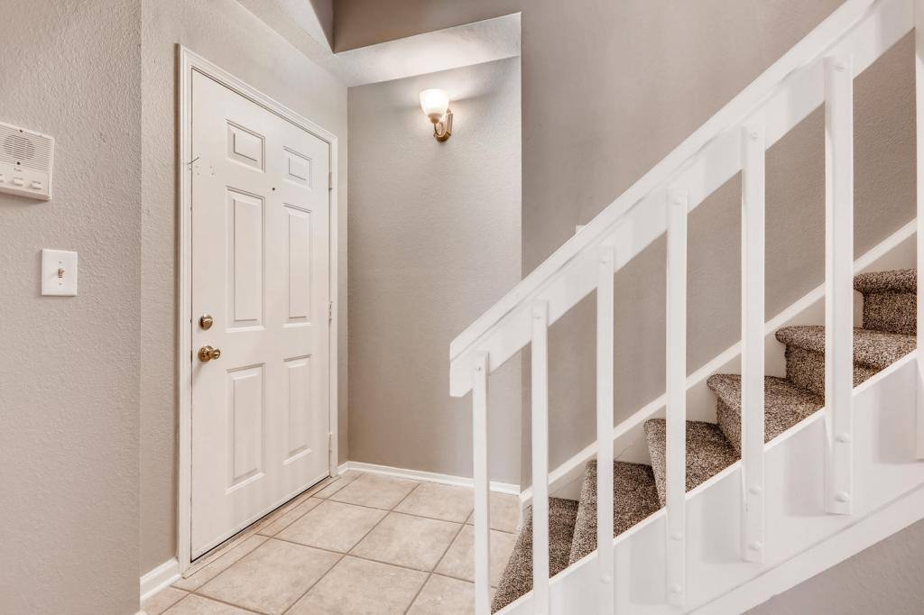 Apartment for rent at 6425 S Dayton St #107, Englewood, CO 80111