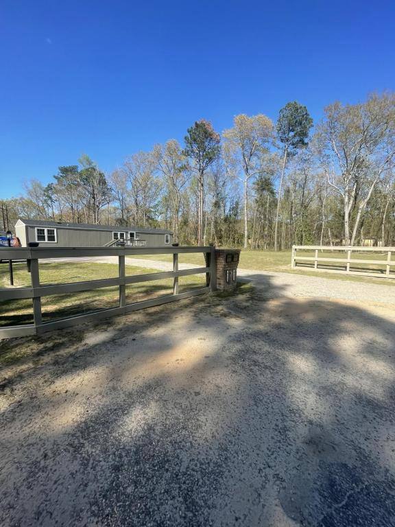 House for rent at 931 Ravenwood Dr, Sumter, SC 29154