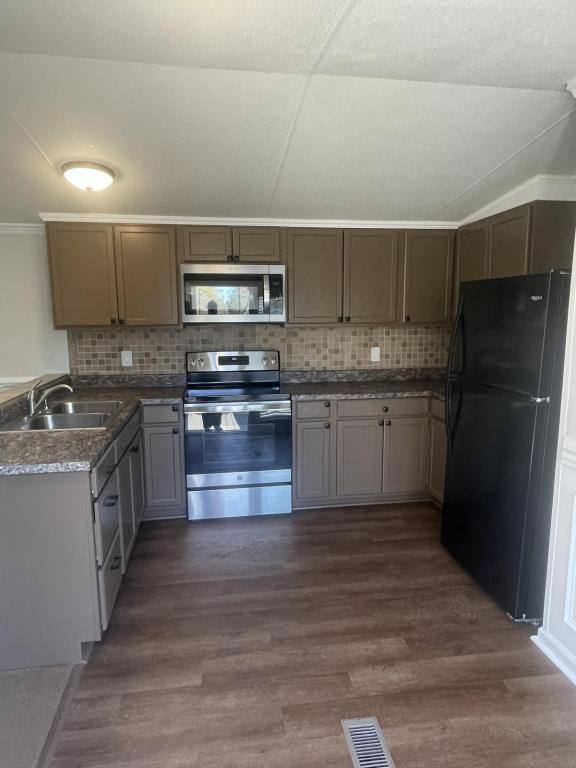 House for rent at 931 Ravenwood Dr, Sumter, SC 29154