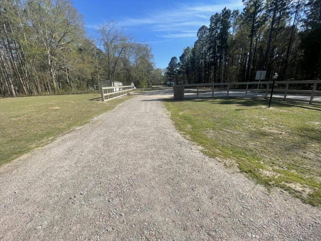 House for rent at 931 Ravenwood Dr, Sumter, SC 29154