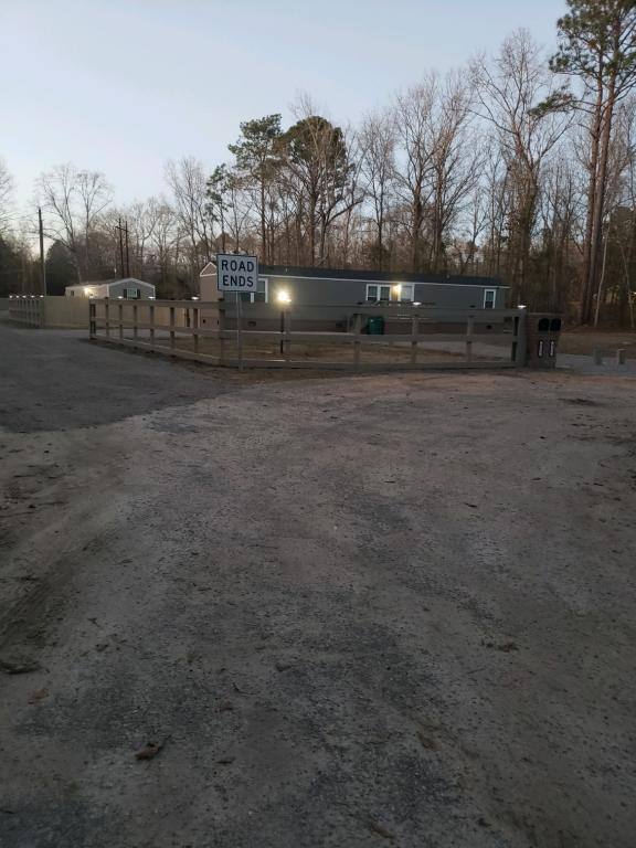 House for rent at 931 Ravenwood Dr, Sumter, SC 29154