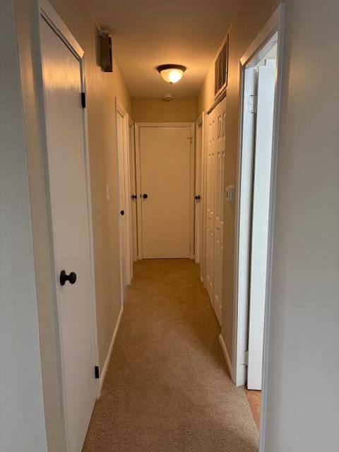 House for rent at 713 Essex Ave, Romeoville, IL 60446