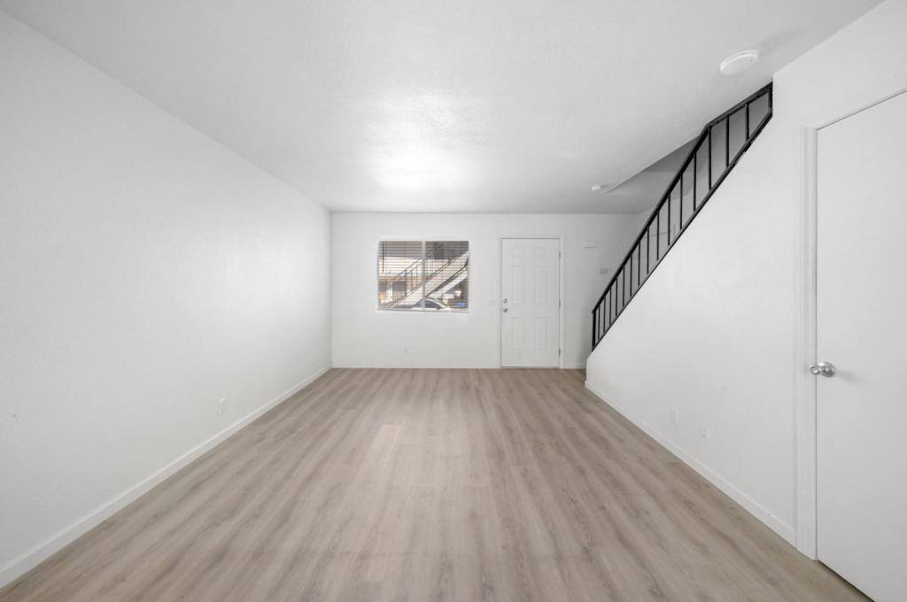 Apartment for rent at 28611 Calle Del Lago #C, Murrieta, CA 92563