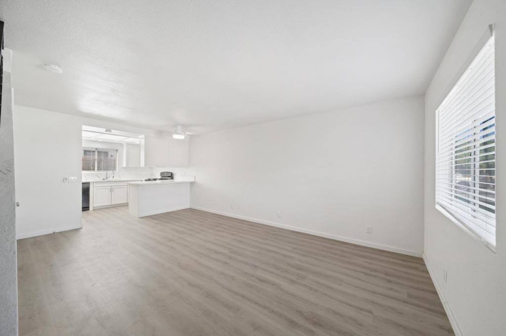 Apartment for rent at 28611 Calle Del Lago #C, Murrieta, CA 92563