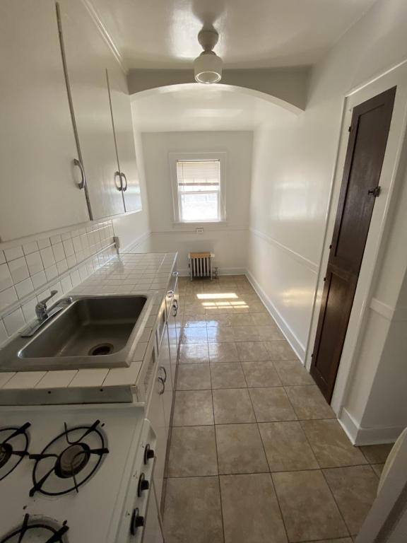 Apartment for rent at 136 Glen Ave #101, Schenectady, NY 12302
