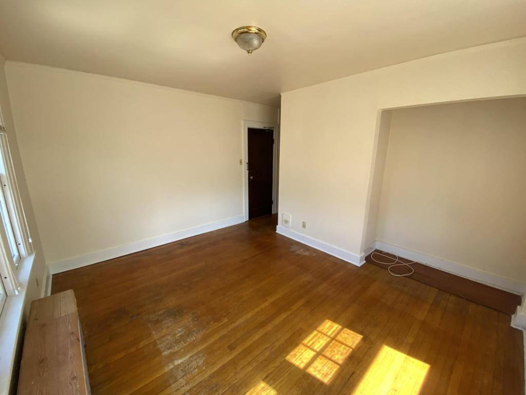 Apartment for rent at 136 Glen Ave #101, Schenectady, NY 12302