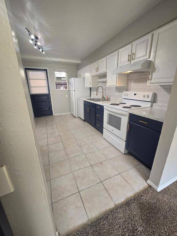 House for rent at 6752 W 51st Ave, Arvada, CO 80002