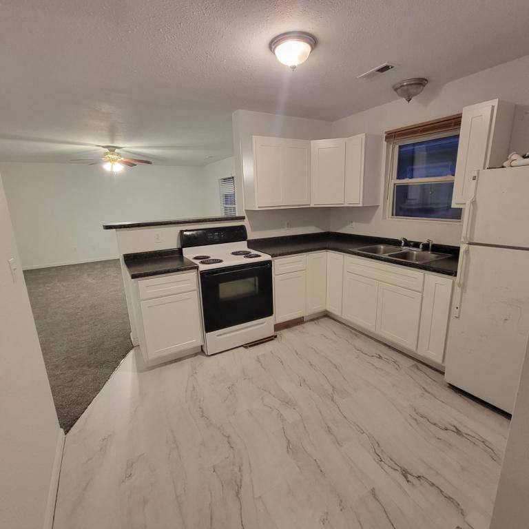 Apartment for rent at 212 Kronos Dr, A, De Soto, MO 63020