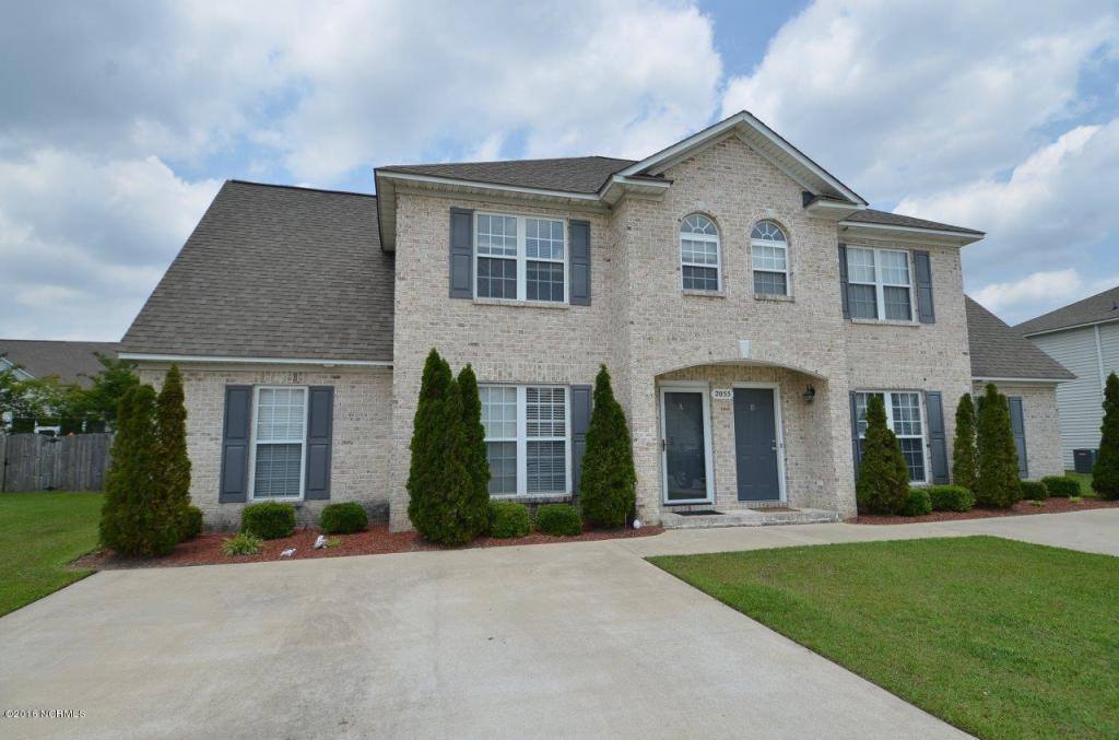 Townhouse for rent at 1601-A Cambria Dr, Greenville, NC 27834
