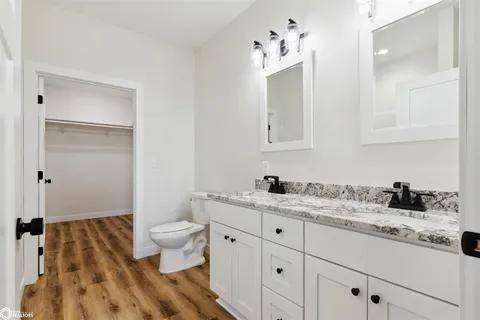 Townhouse for rent at 602 W Monroe St, Mount Pleasant, IA 52641