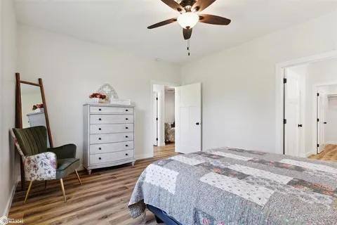 Townhouse for rent at 602 W Monroe St, Mount Pleasant, IA 52641