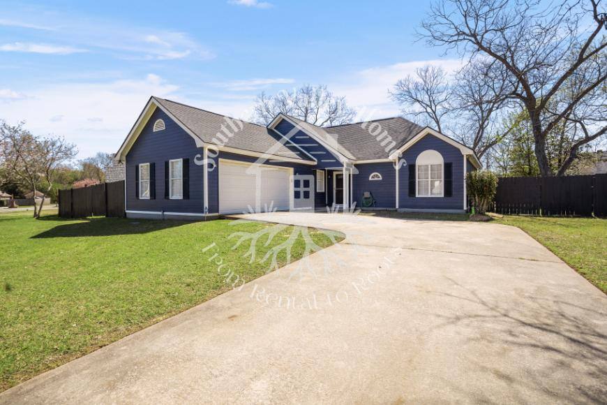 House for rent at 102 Duxbury Court, Bonaire, GA 31005