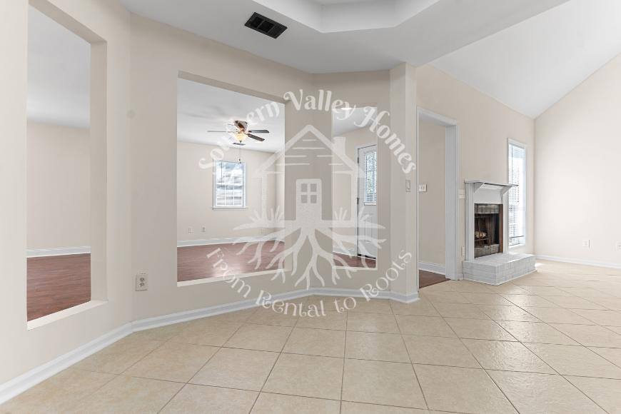 House for rent at 102 Duxbury Court, Bonaire, GA 31005