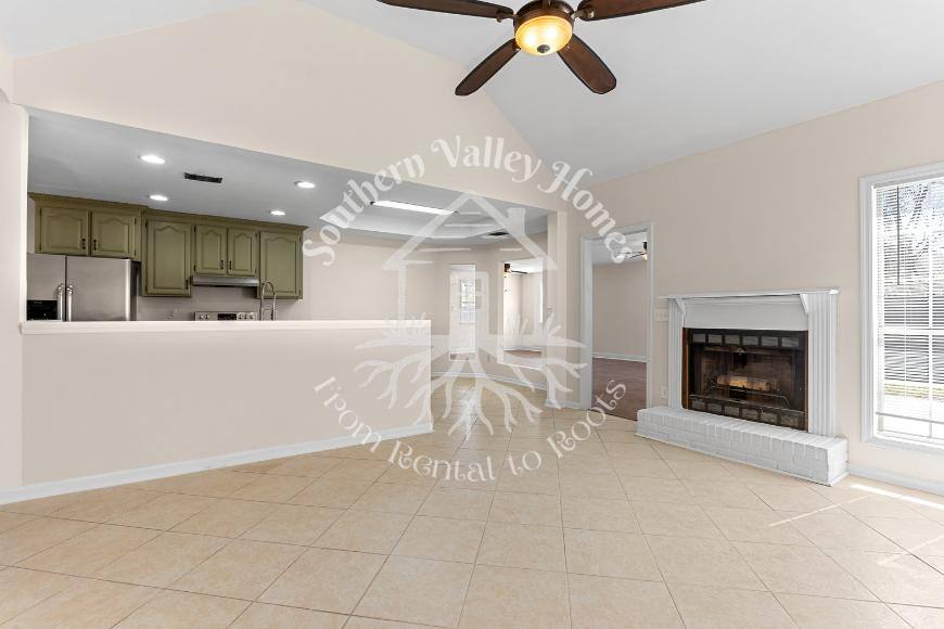 House for rent at 102 Duxbury Court, Bonaire, GA 31005