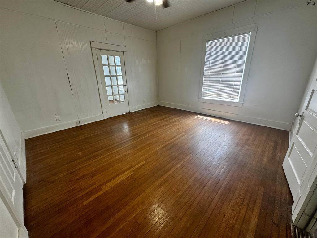 Apartment for rent at 1104 Polk St, Wichita Falls, TX 76309