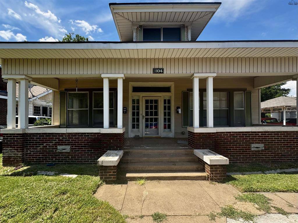 Apartment for rent at 1104 Polk St, Wichita Falls, TX 76309