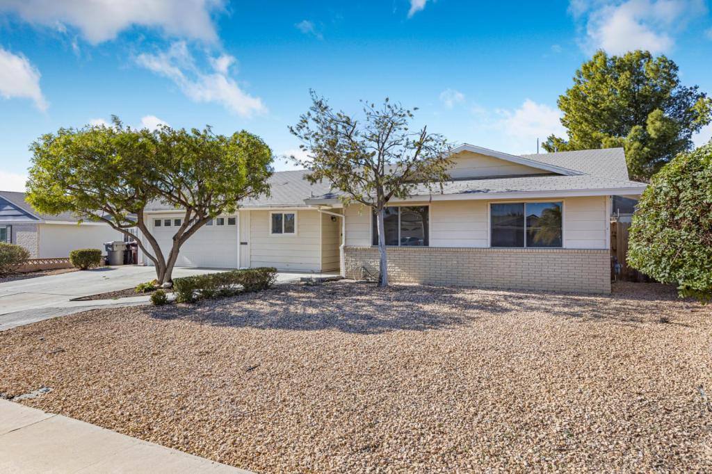 House for rent at 28461 Portsmouth Dr, Menifee, CA 92586