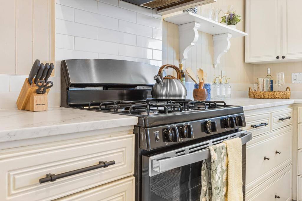 House for rent at 28461 Portsmouth Dr, Menifee, CA 92586