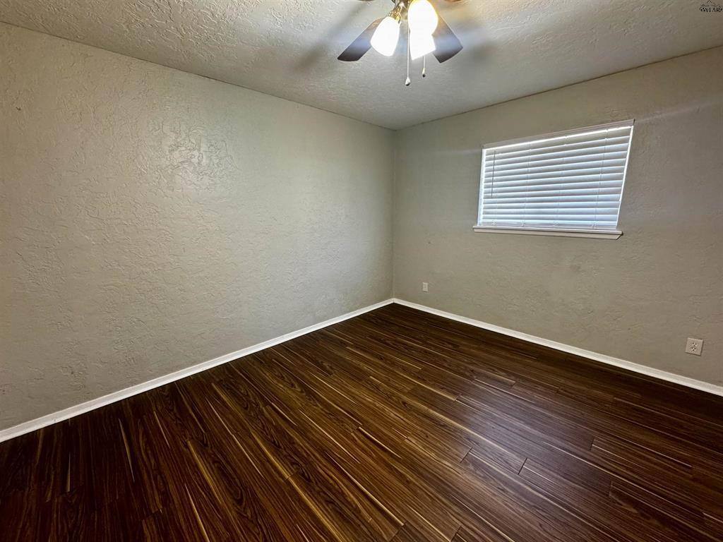 Apartment for rent at 1710 10th St, Wichita Falls, TX 76301