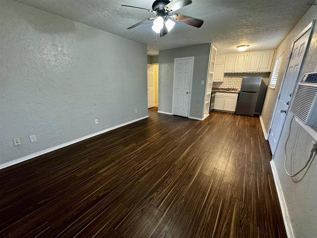 Apartment for rent at 1710 10th St, Wichita Falls, TX 76301