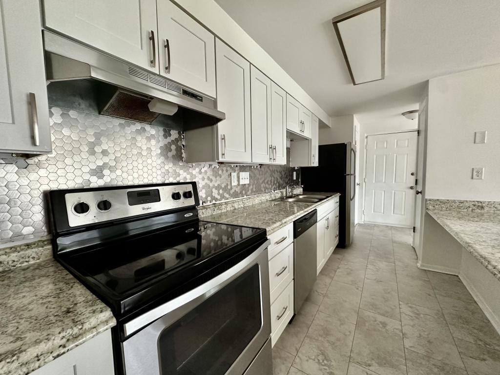 Condo for rent at 1645 Arlyn Cir, A, Charlotte, NC 28213
