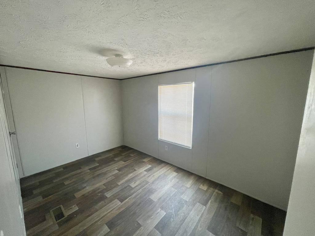 House for rent at 555 Crandlemire Rd, Lumberton, NC 28358