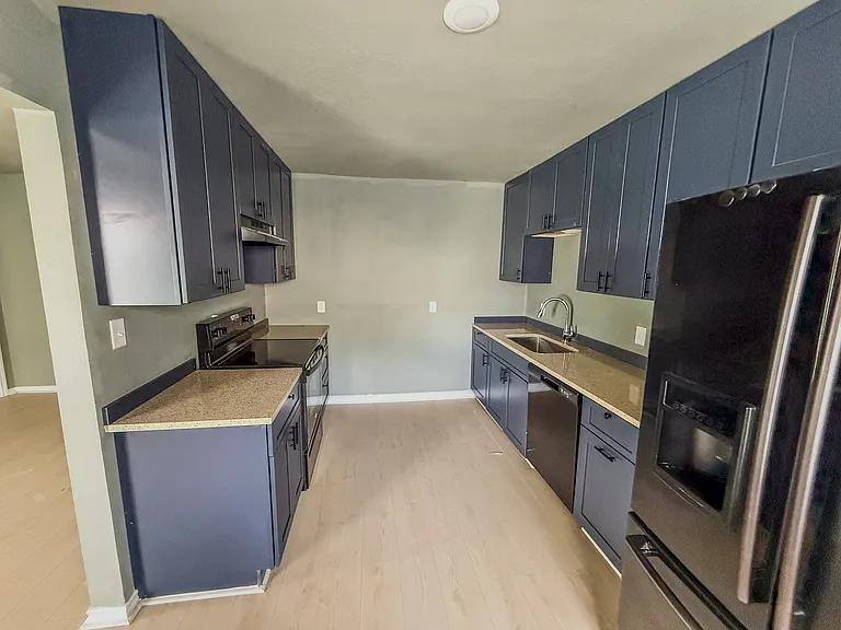 House for rent at 2011 Waco St, Gatesville, TX 76528