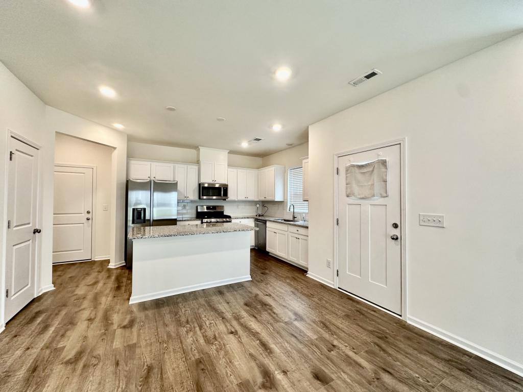 Townhouse for rent at 8116 Ramsburg Dr, Charlotte, NC 28269