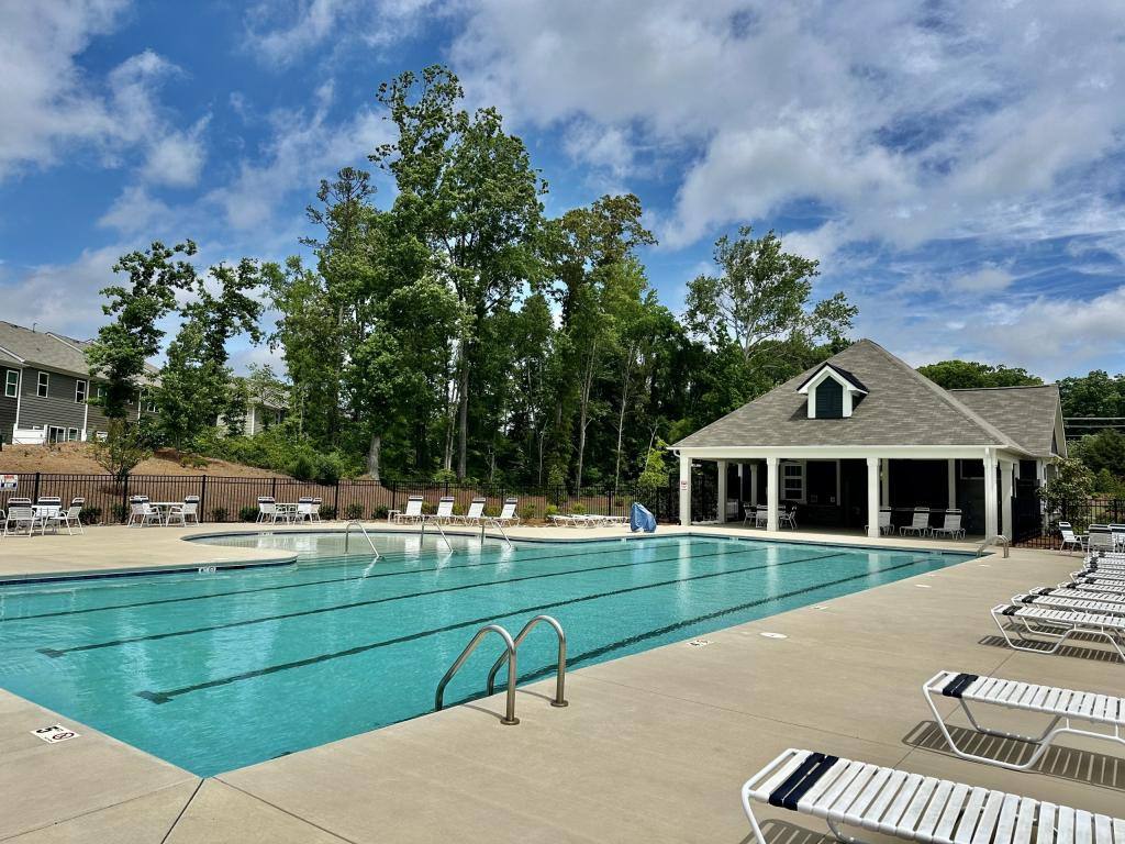 Townhouse for rent at 8116 Ramsburg Dr, Charlotte, NC 28269