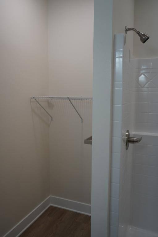Townhouse for rent at 1108 Emerald Cove Dr, Clear Lake, IA 50428