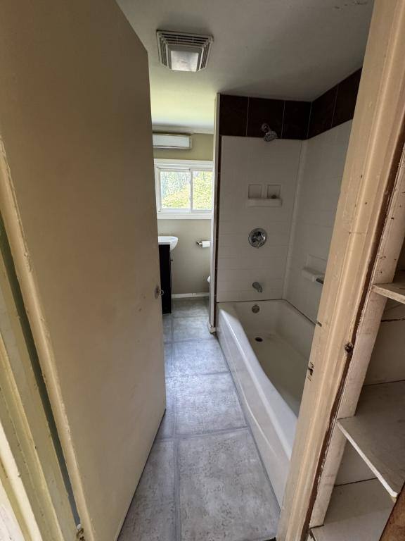 House for rent at 111 Jellico Lane, Oak Ridge, TN 37830