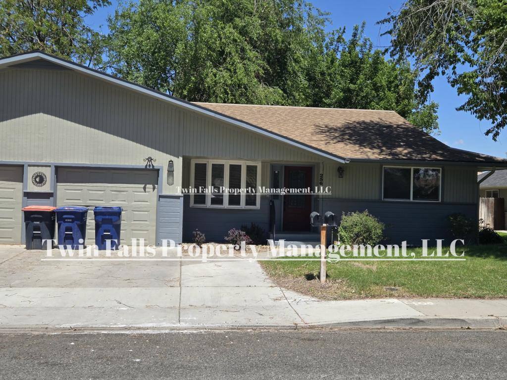 Townhouse for rent at 256 Crestview Dr, Twin Falls, ID 83301