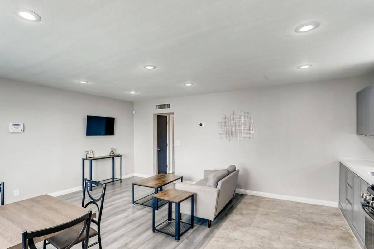 Apartment for rent at 235 W Philadelphia Ave, Las Vegas, NV 89102