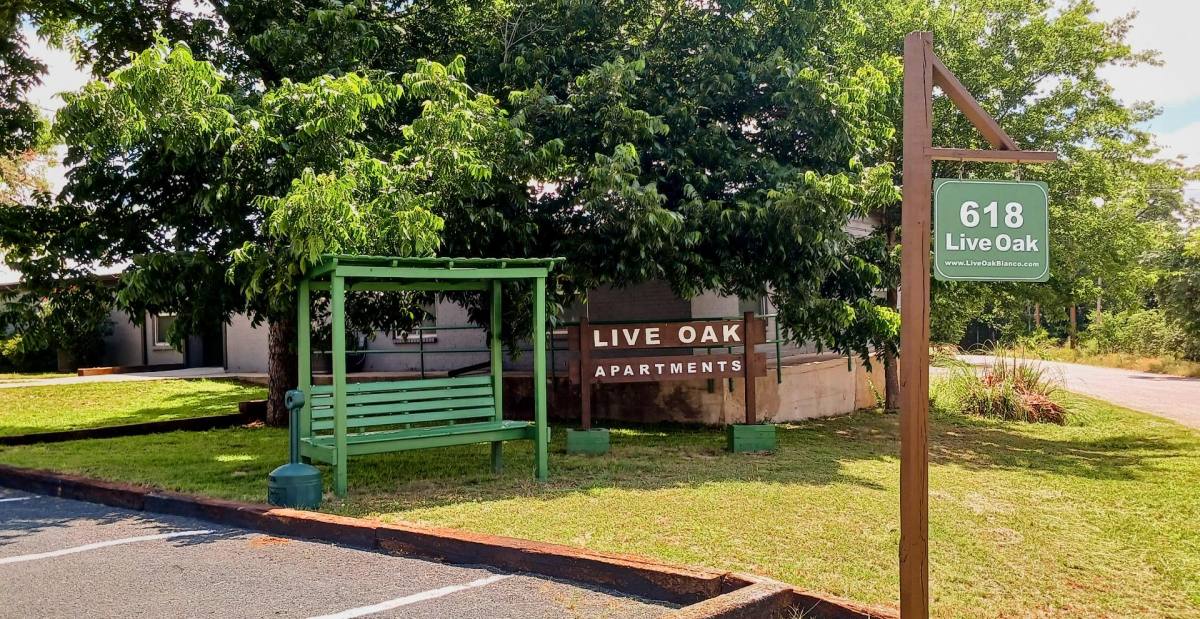 618 Live Oak St, Blanco, TX 78606 - Apartment for Rent - Image 10