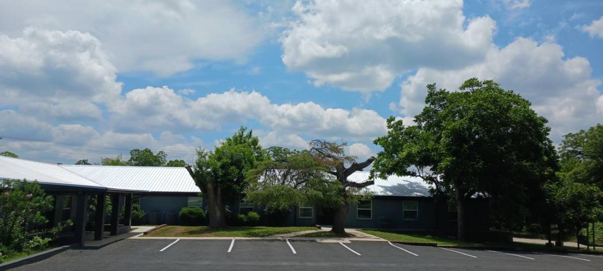 618 Live Oak St, Blanco, TX 78606 - Apartment for Rent - Image 8